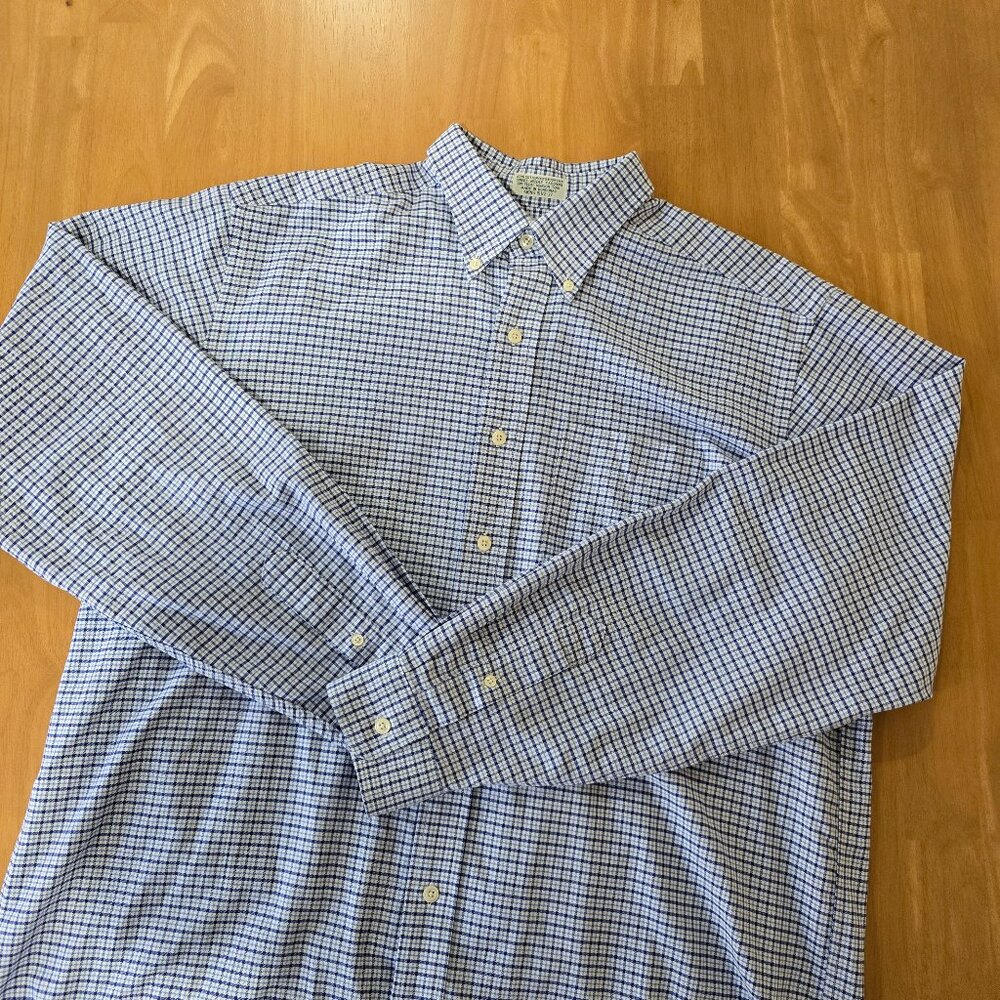 L.L. Bean Men's Gingham Check Long Sleeve Button-Up Shirt Blue White 16.5 - 37